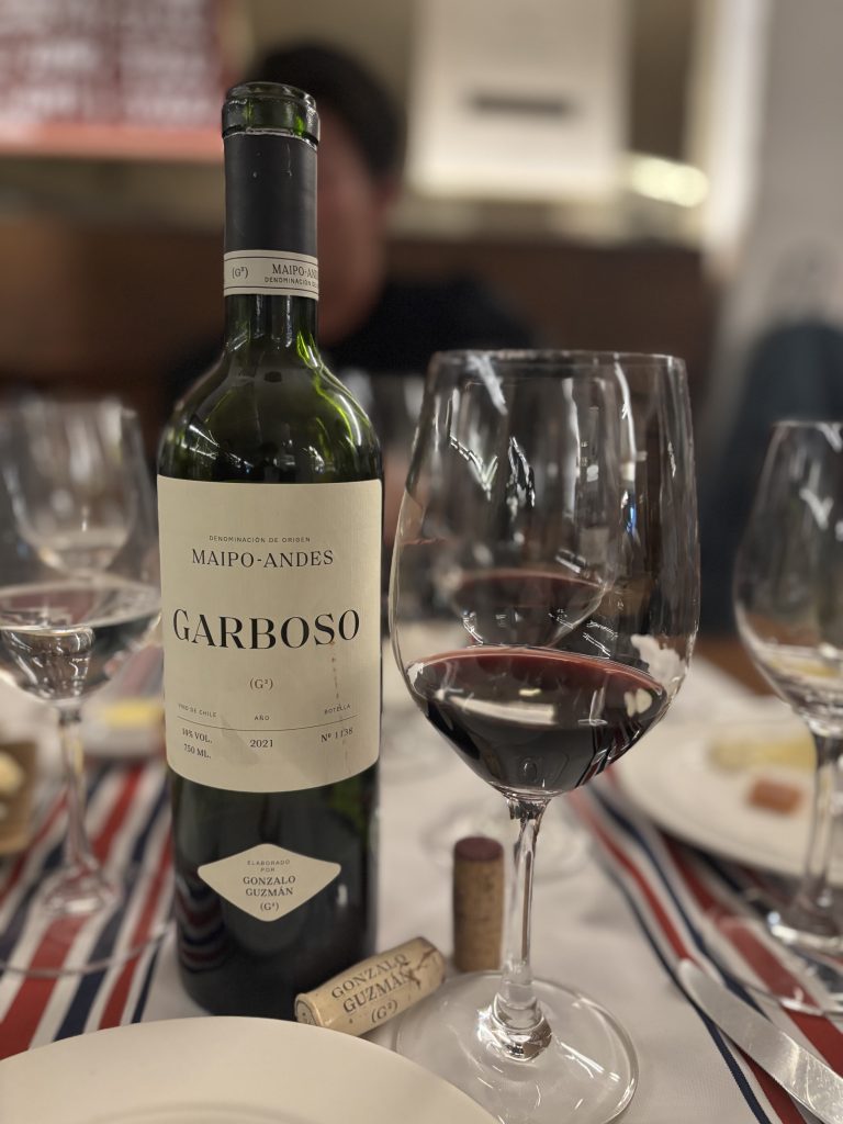 Gonzalo Guzmanによるボルドー・ブレンドであるGarbosoのボトル